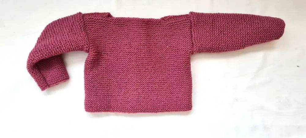 nullBio Strickjacke Baby Rosa Größe 62/68 3-6 monthStrickjacke Bio Baby Rosa in der Größe 62/68. Unsere handgestrickte Baby Strickjacke aus weicher Wolle in Rosa ist perfekt für die kalten Tage geeignet. Die Jacke is