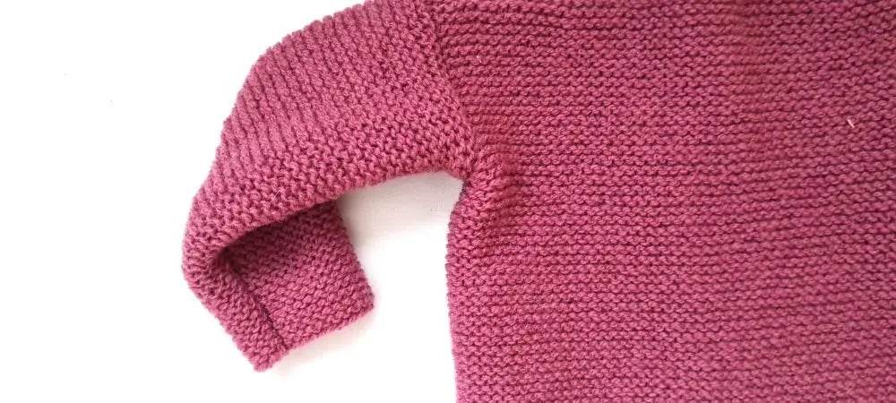 nullBio Strickjacke Baby Rosa Größe 62/68 3-6 monthStrickjacke Bio Baby Rosa in der Größe 62/68. Unsere handgestrickte Baby Strickjacke aus weicher Wolle in Rosa ist perfekt für die kalten Tage geeignet. Die Jacke is