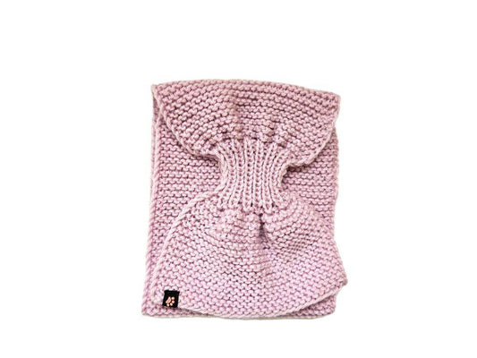 nullSteckschal Mädchen fürs Alter 1- 3 JahreWir präsentieren unseren handgestrickten Steckschal Mädchen, perfekt für Mädchen im Alter von 1–3 Jahren. Dieser entzückende Schal aus hochwertigem Merino- und Alpak
