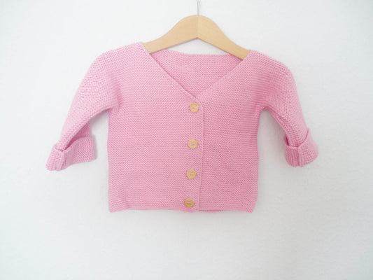 Baby Strickjacken in verschiedenen Farben in Größe 80/86 - Shop Pekusch