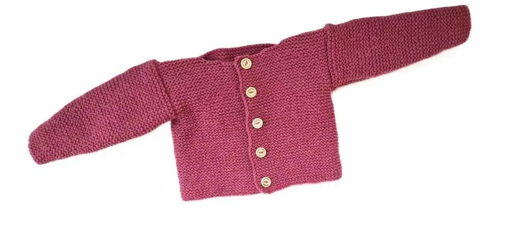 nullBio Strickjacke Baby Rosa Größe 62/68  3-6 monthStrickjacke Bio Baby Rosa in der Größe 62/68. Unsere handgestrickte Baby Strickjacke aus weicher Wolle in Rosa ist perfekt für die kalten Tage geeignet. Die Jacke is